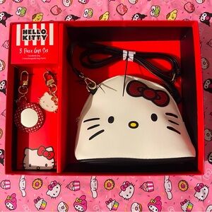 Hello Kitty Crossbody and charm Set